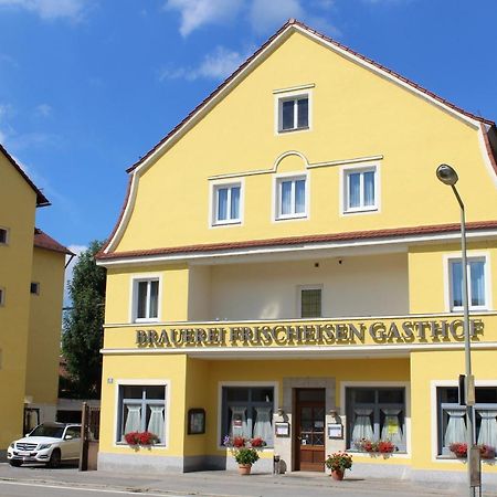Brauerei Und Gasthof Frischeisen Kelheim Extérieur photo